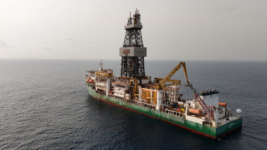 Franmarine robotic hull cleaning campaign on ultra-deepwater drillship operating on dynamic positioning in international waters